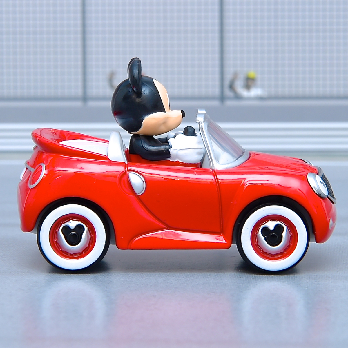 ミッキーマウスとロードレーサーズ』！タカラトミー ディズニートミカ -