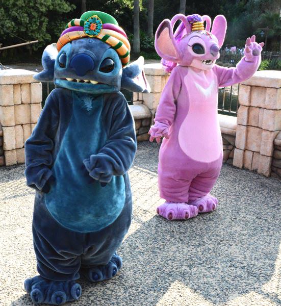 東京ディズニーリゾート スティッチとエンジェルのピンバッジ 税込み