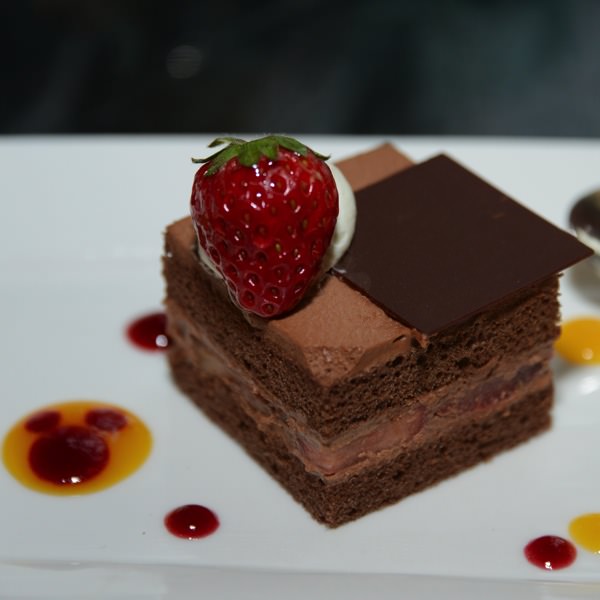 アフタヌーンティーセット-チョコレートショートケーキ