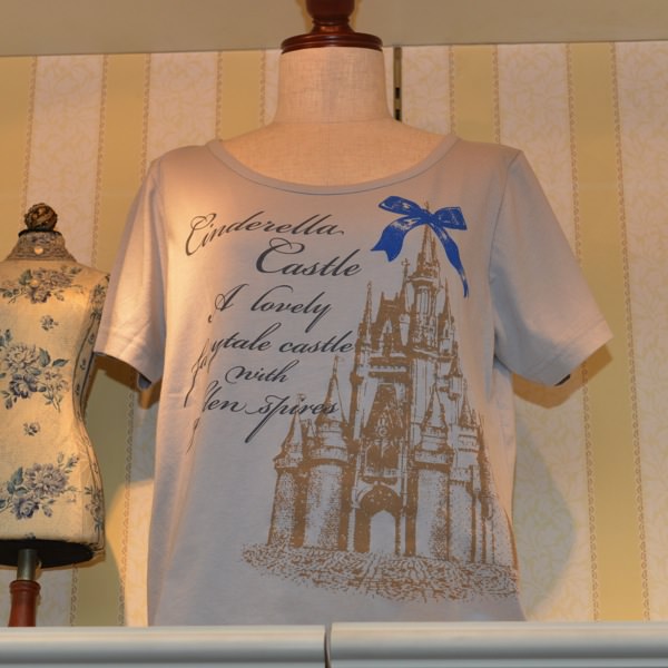 シンデレラ城のTシャツ