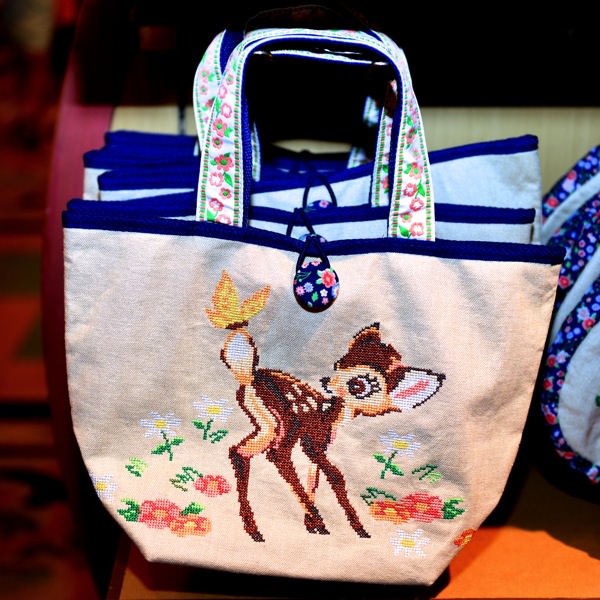 高評価人気】 Cath Kidston ディズニー バンビ BAMBI トートバッグの通販 by キャンドルテール's  shop｜キャスキッドソンならラクマ