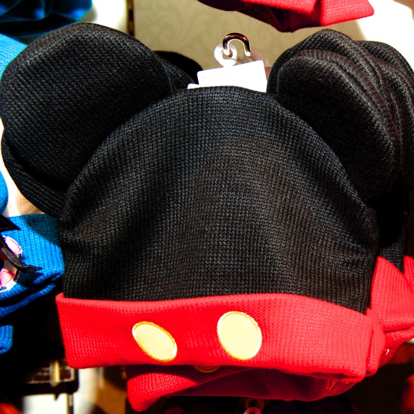 キャラクターがいっぱい 東京ディズニーランドのキャラクターニット帽 キャップまとめ