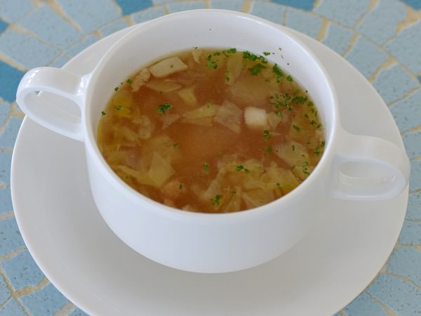 ソーセージとベジタブルのスープ