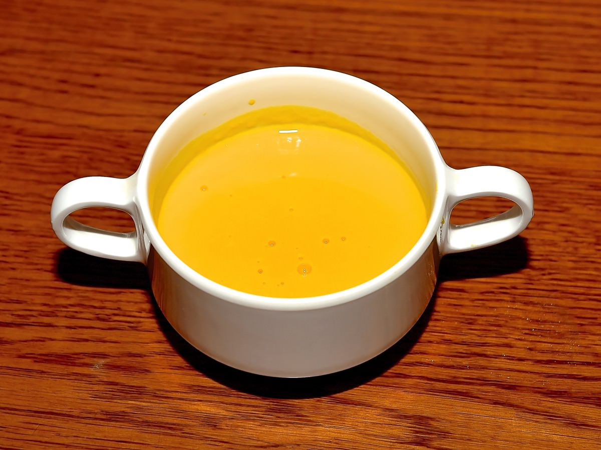南瓜のスープ　オレンジ風味