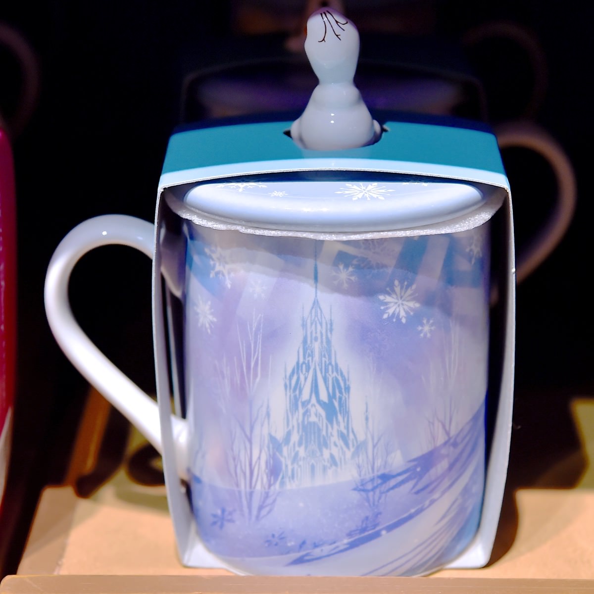 アナと雪の女王蓋付きマグカップ　バックデザイン