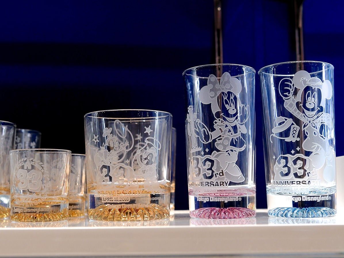 ウエスタンコスチュームのミッキーたち 東京ディズニーランド33周年グラス フォトフレーム