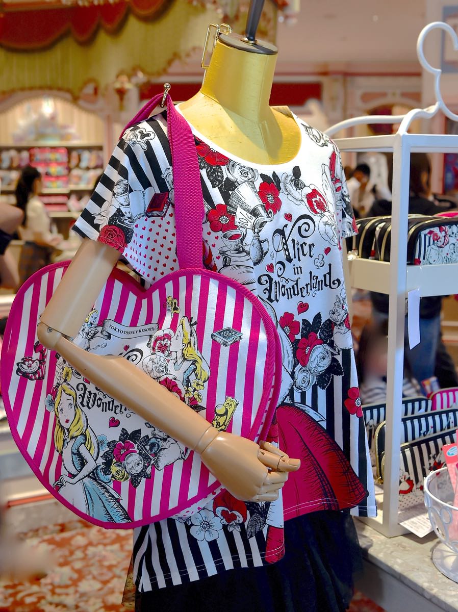 ファッション キッチン 文具が揃う 東京ディズニーランドふしぎの国のアリスグッズ