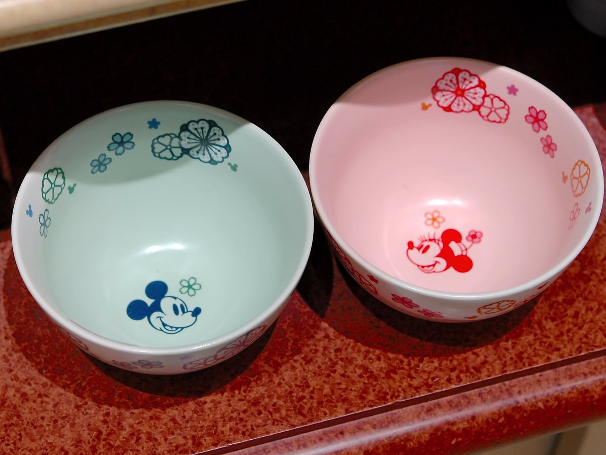 パステルカラーがかわいい桜デザイン 東京ディズニーランド ミッキー ミニーお茶碗 お箸