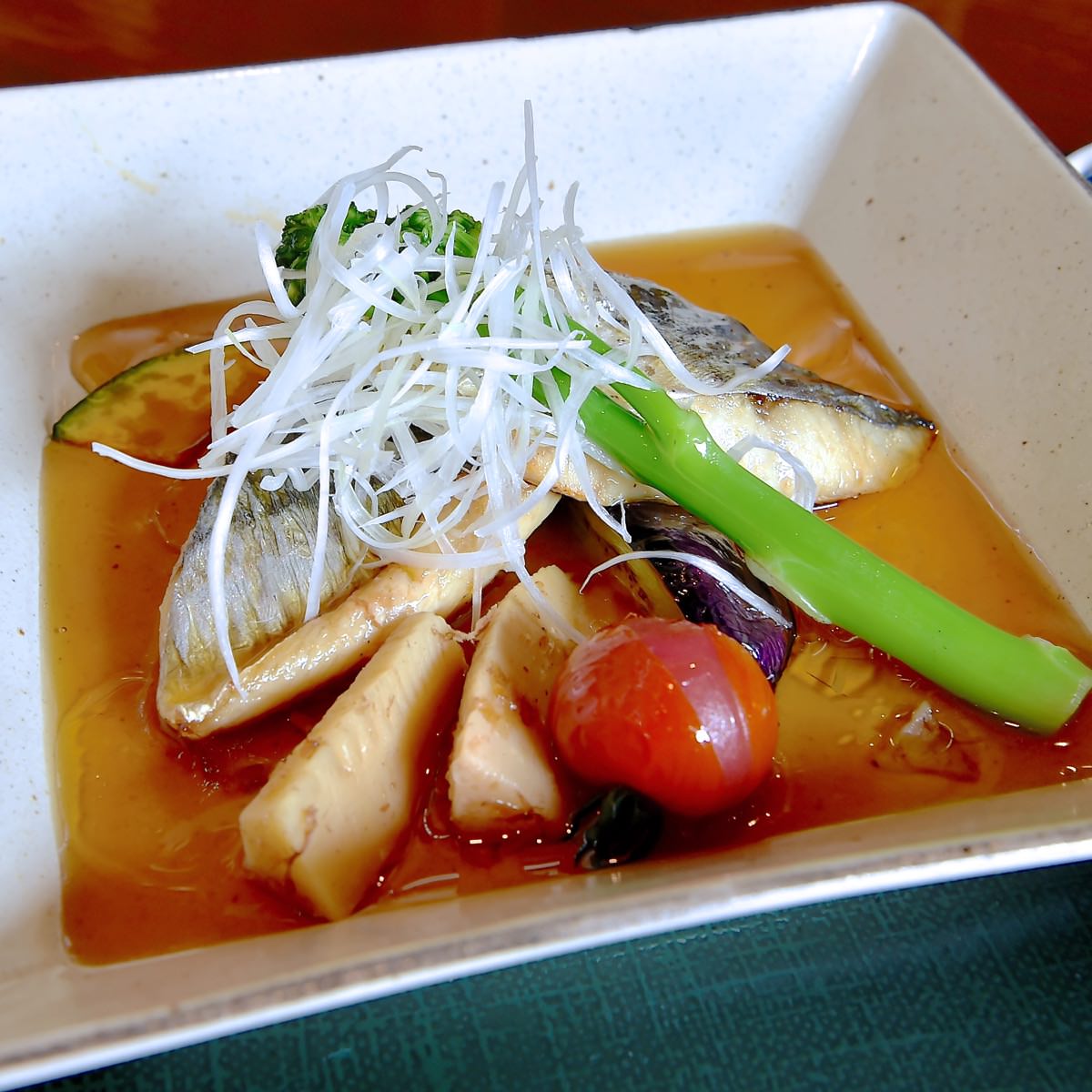 レストラン櫻2017春本日の魚料理　アップ