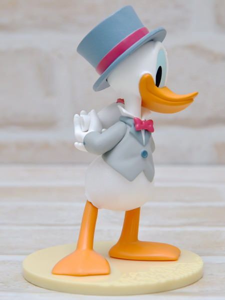 ディズニーキャラクターズ LOVERS MOMENTS -Donald Duck-グレー右