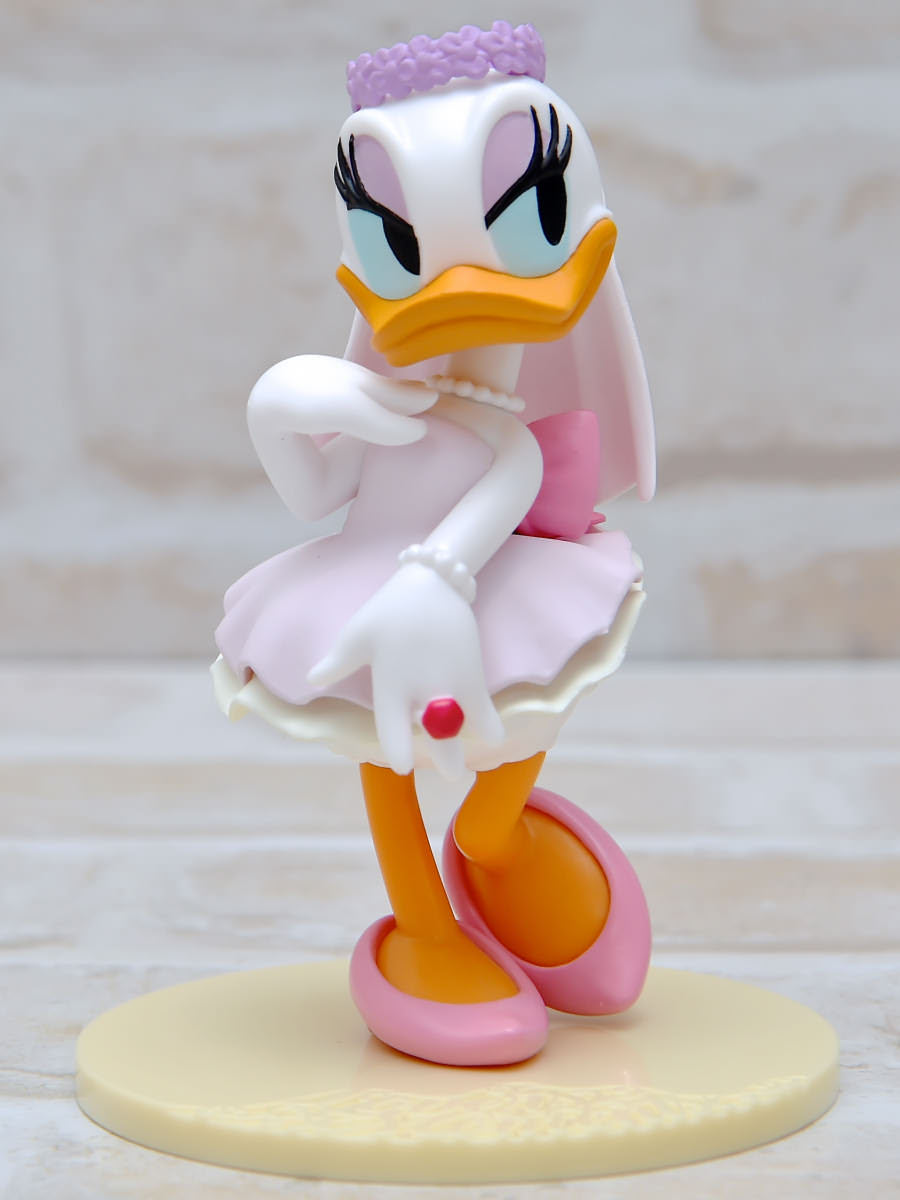  ディズニーキャラクターズ LOVERS MOMENTS -Daisy Duck-パープル