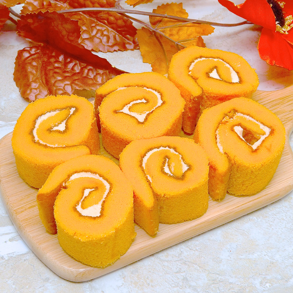 かぼちゃのロールケーキ（6個入） かぼちゃ風味クリーム中身