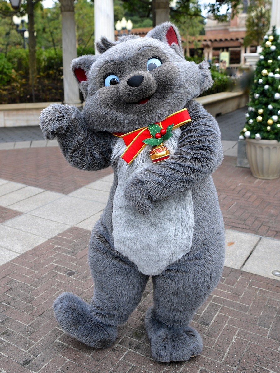 クリスマスオーナメントを付けたマリー ベルリオーズ トゥルーズ 東京ディズニーシー おしゃれキャット グリーティング