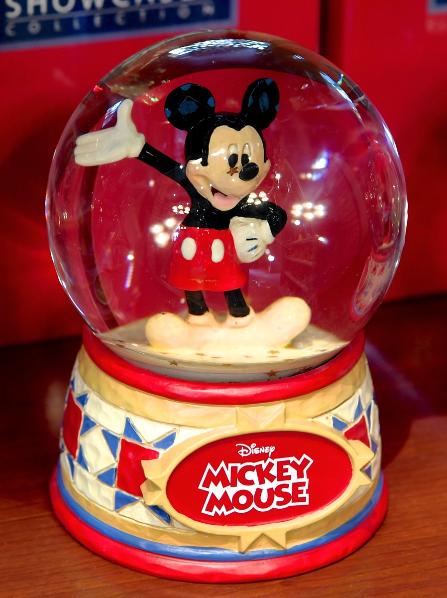 ミッキーたちやプリンセスも 東京ディズニーランド ディズニーショーケース Disney Showcase スノードーム