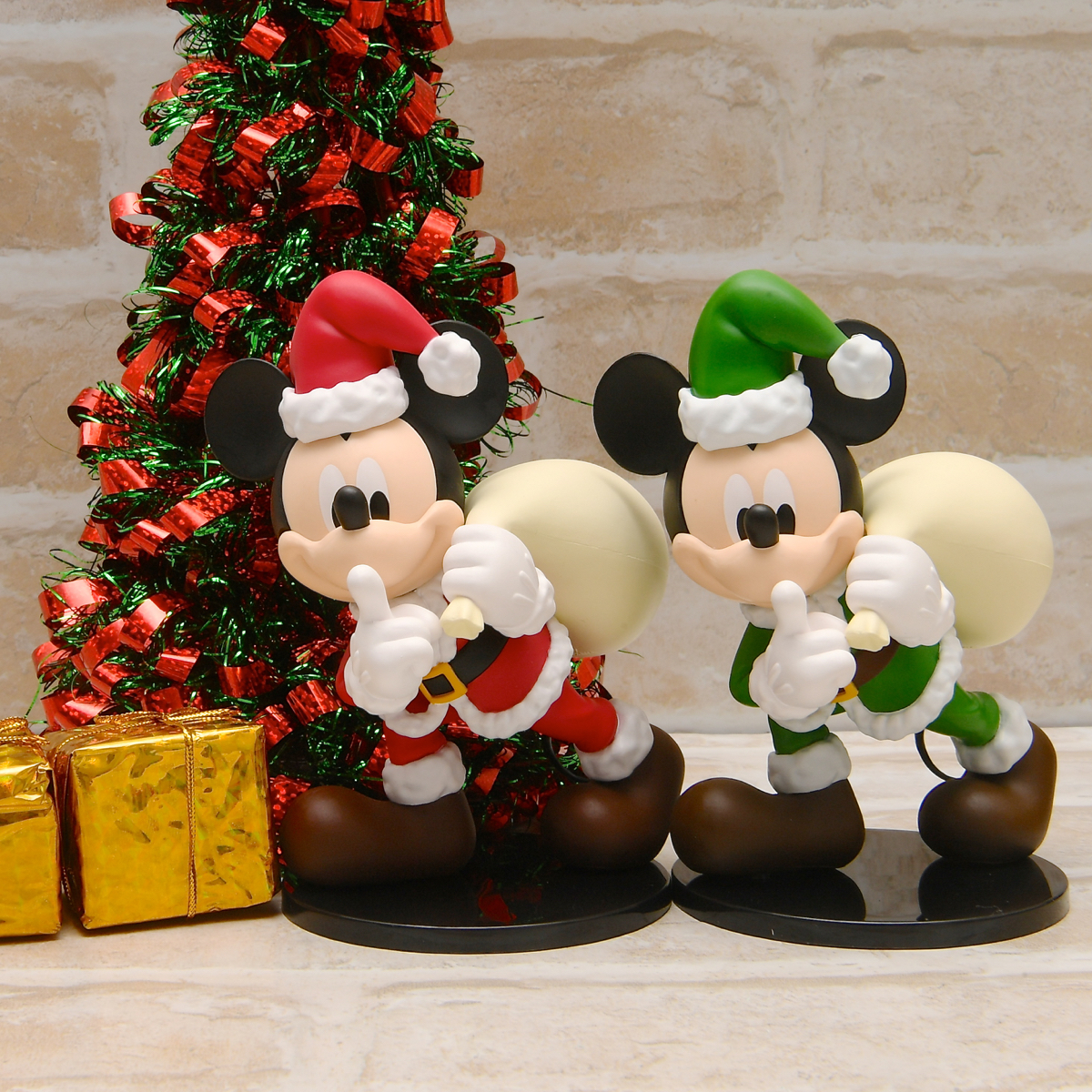 サンタコスのミッキー バンプレスト ディズニーキャラクターズ Dxf Mickey Mouse Santa Costume