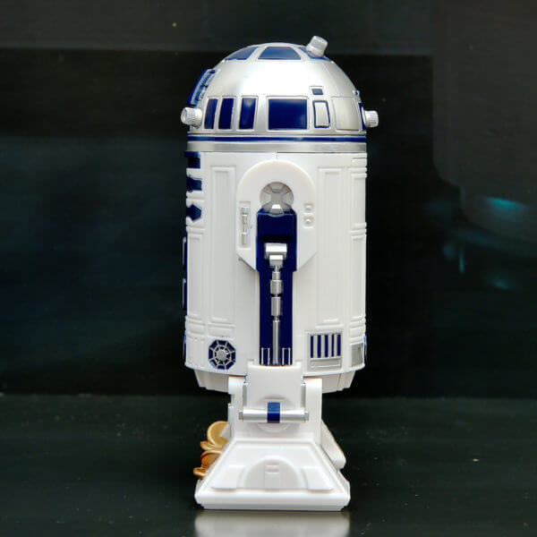 R2-D2左
