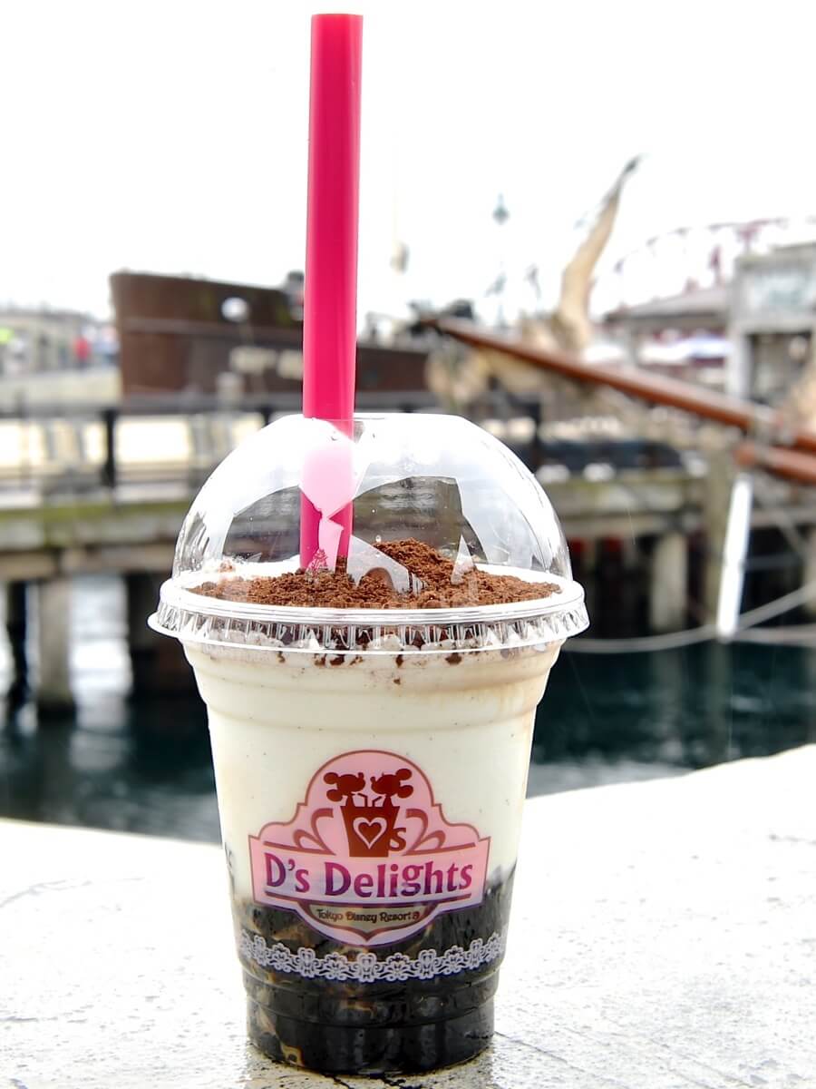 D’s Delights バニラスムージー＆コーヒーゼリー（チョコレートクランチ入り）カップ