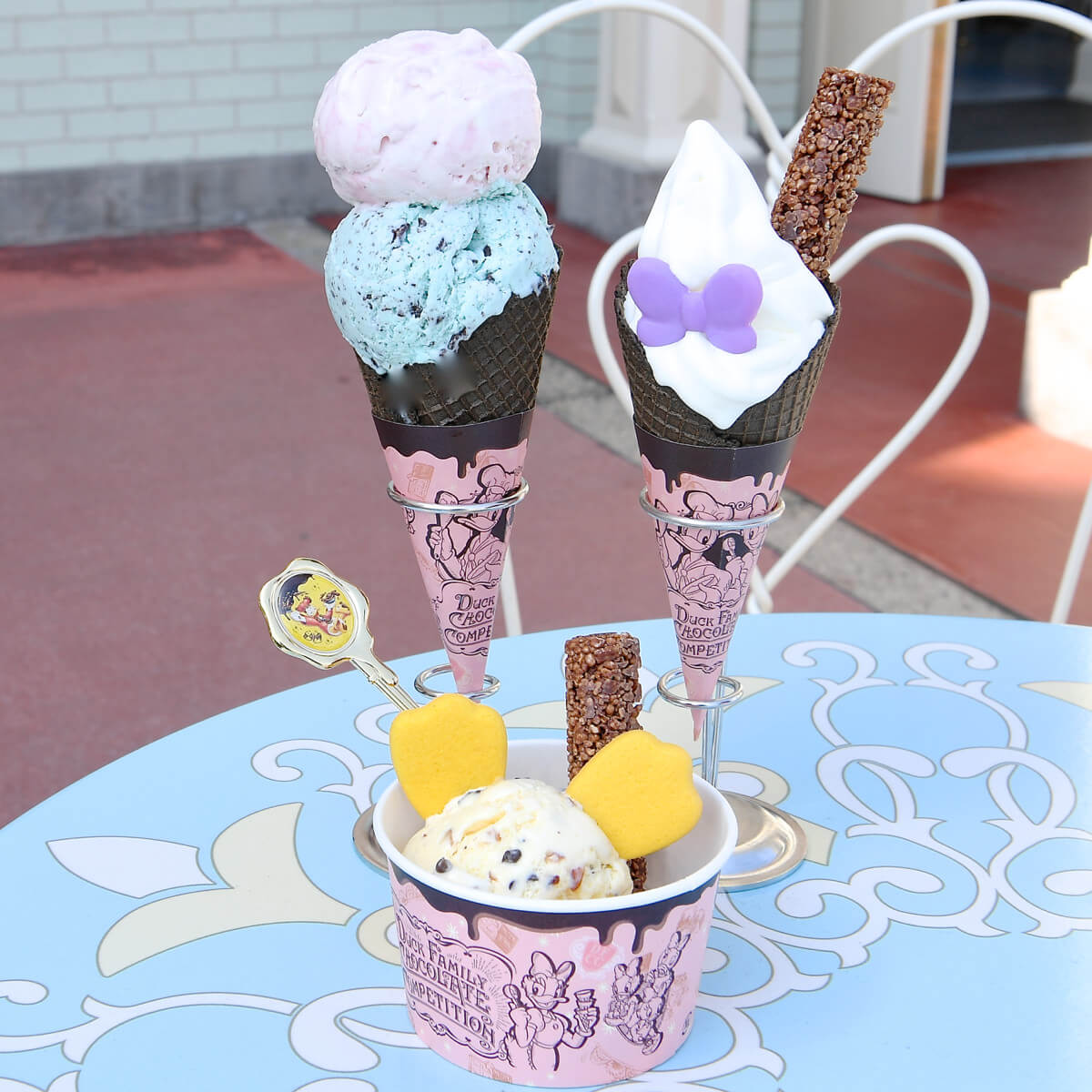 アイスクリームコーン“東京ディズニーリゾート35周年 Happiest Celebration”スペシャルメニュー