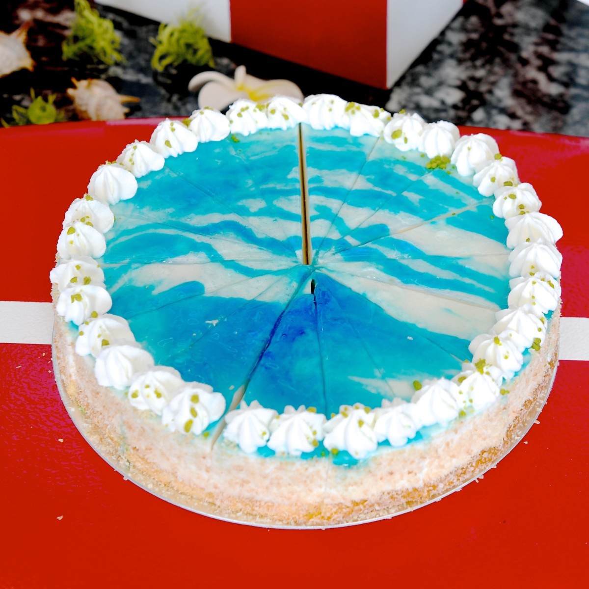 ブルーデザインケーキ