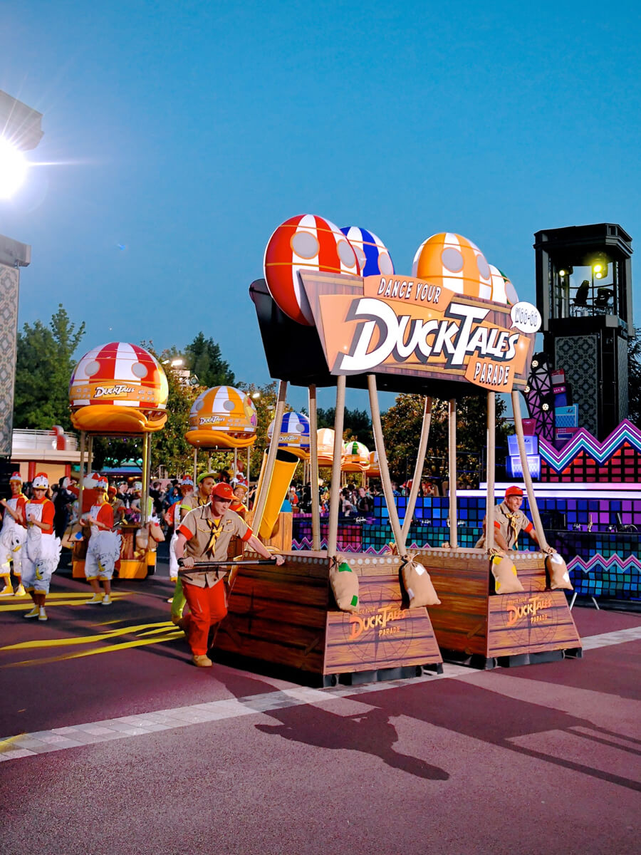 ディズニーランド・パリ “Disney FanDaze”Dance Your DuckTales Parade
