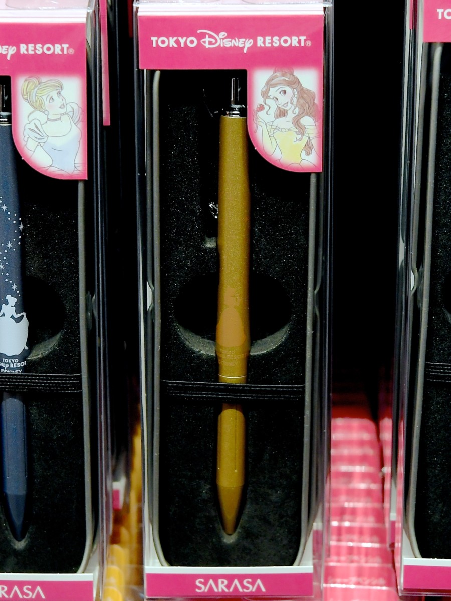 プレゼントにぴったりな缶パッケージ入り 東京ディズニーランド プリンセスボールペン
