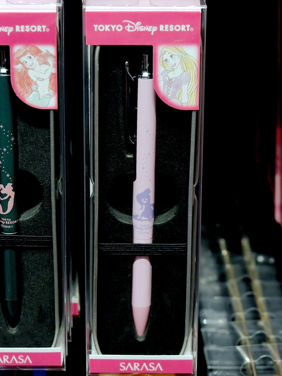 プレゼントにぴったりな缶パッケージ入り 東京ディズニーランド プリンセスボールペン