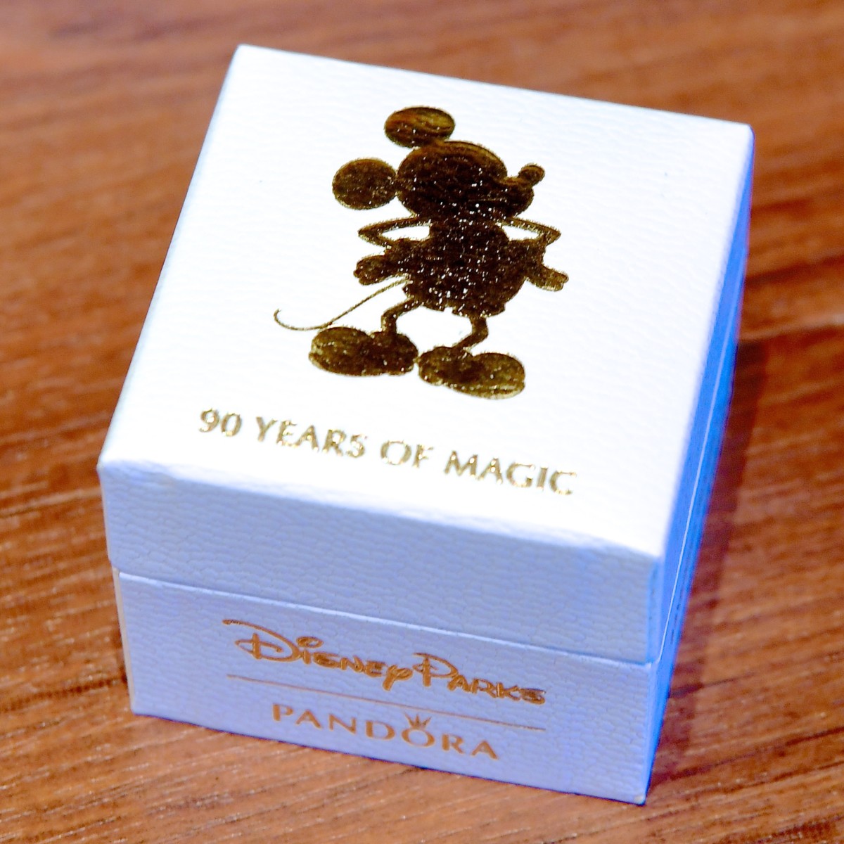 ミッキーマウス90周年デザインも！東京ディズニーリゾート パンドラ 