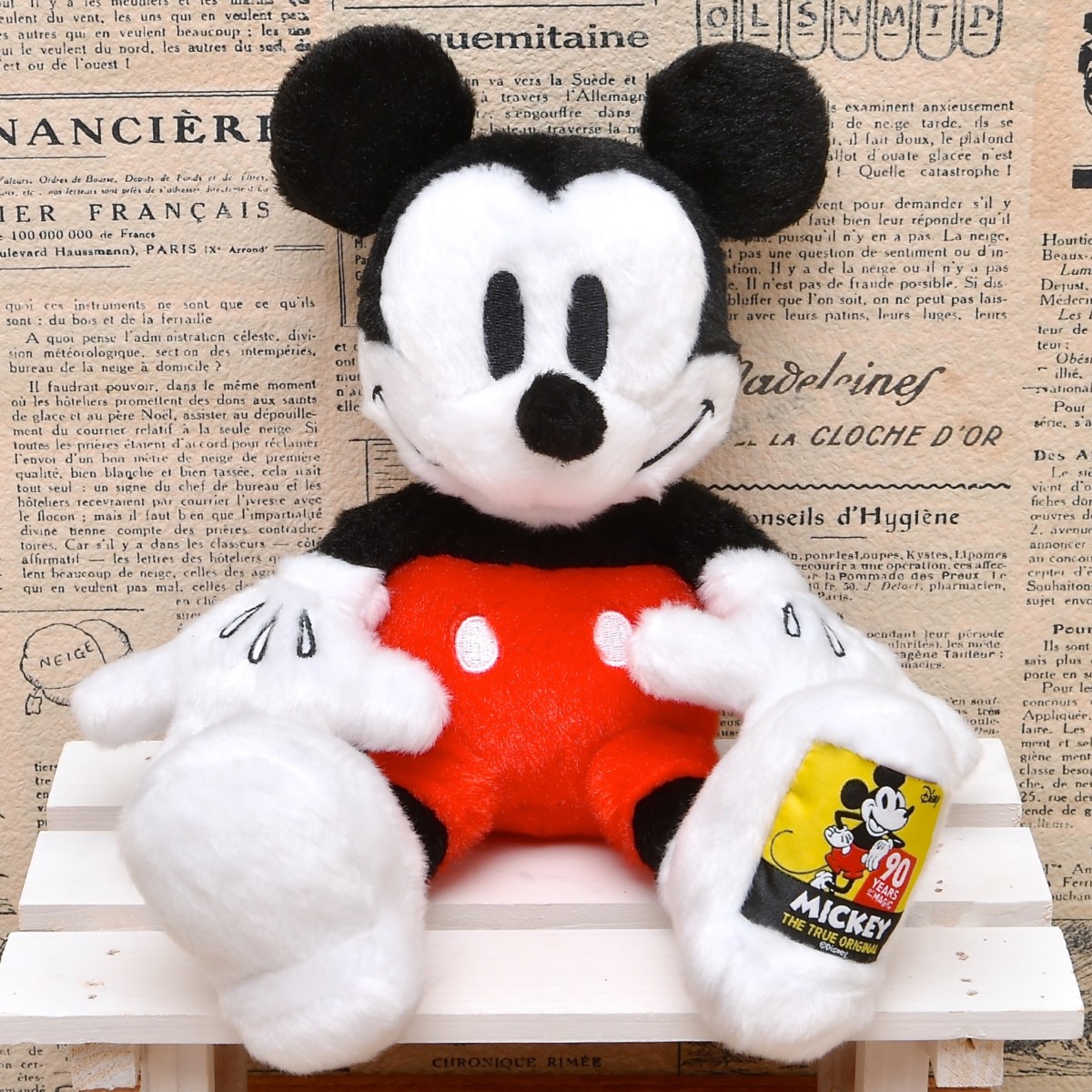 ミッキー90周年デザイン ぬいぐるみS／ミッキーマウス