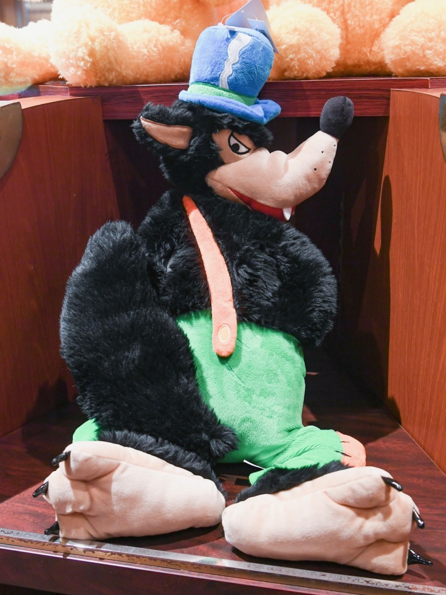 Disney - ビックバッドウルフ　ぬいぐるみ　抱き枕 超レア！ビッグバッドウルフの抱きまくら新登場！ | 東京