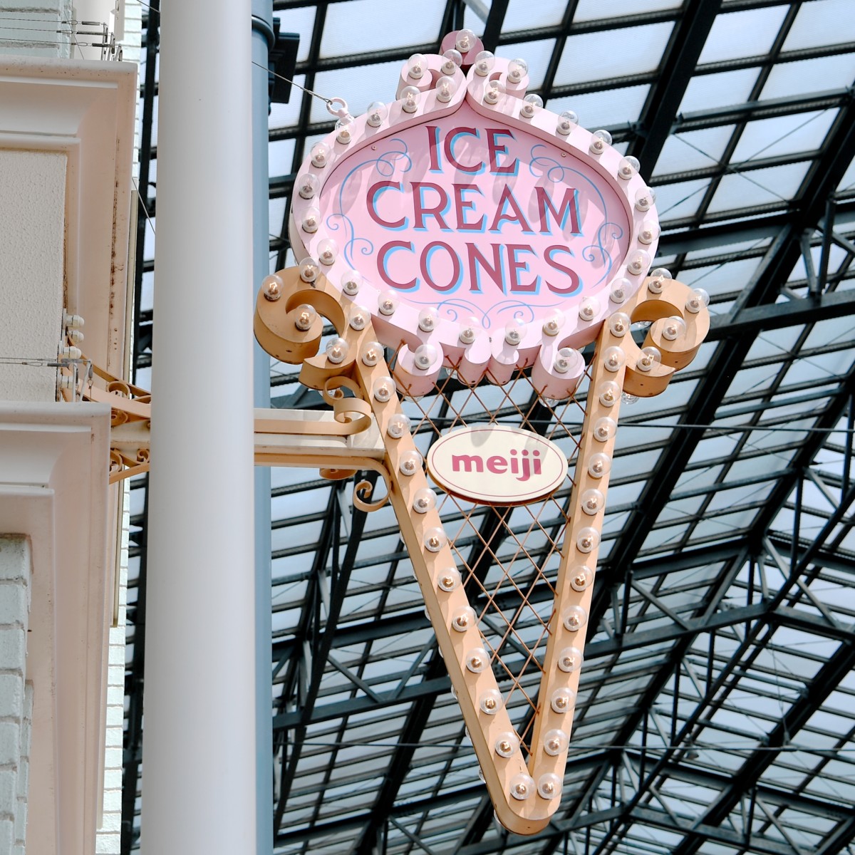 ポップでかわいいトッピング 東京ディズニーランド Pink Pop Paradise ソフトクリーム チョコレート