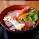 ローストビーフ丼　山葵マヨネーズと和風ソース1