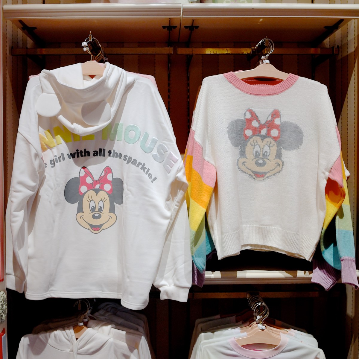 かわいい虹色パステル！東京ディズニーランド「ミニーマウス」Tシャツ・パーカー・セーター