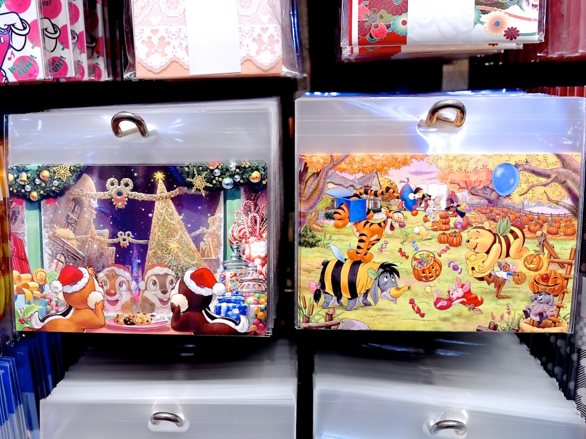 ハチに仮装したプーさん クリスマスチップ デール 東京ディズニーランド キャラクターポストカード