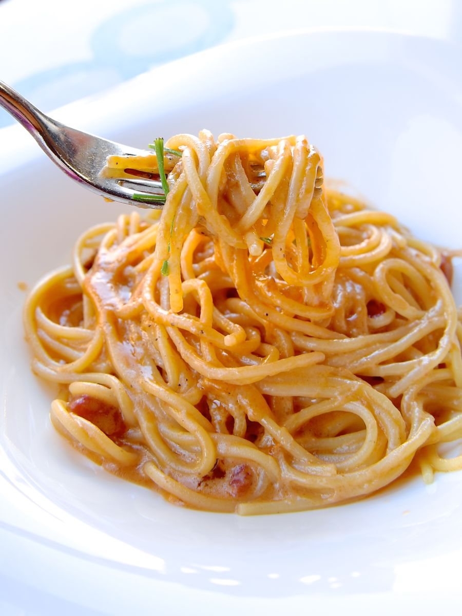 スパゲッティ、ウニのクリームソース　アップ