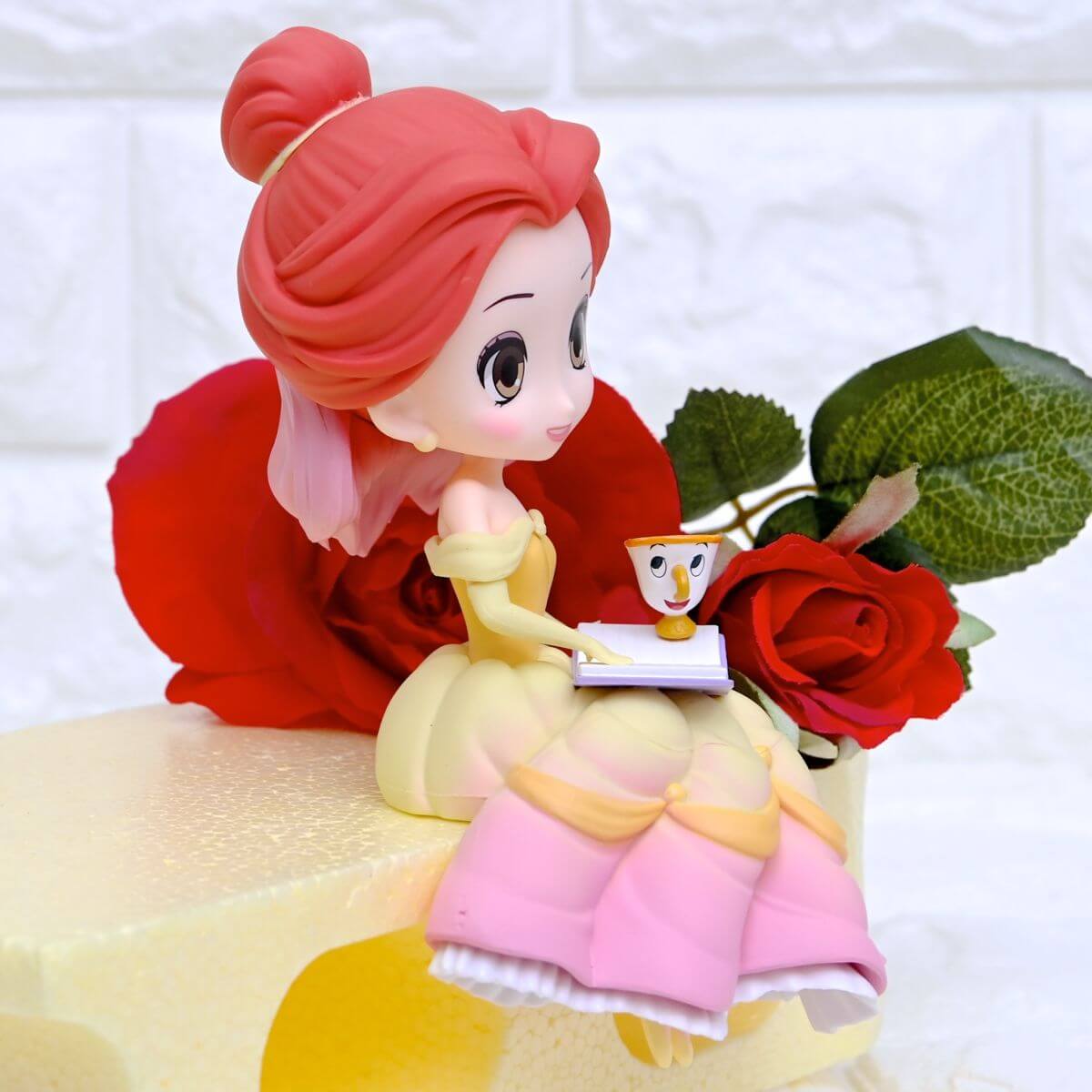 Disney Characters Sprinkles Sugar 〜Pink ver.〜 プレミアムフィギュアーBelleー　パステル斜め