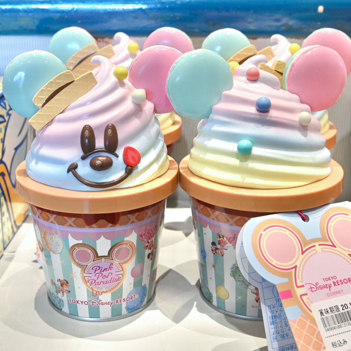 東京ディズニーランド“ピンクポップパラダイス（Pink Pop Paradise）”キャンディー缶　お菓子