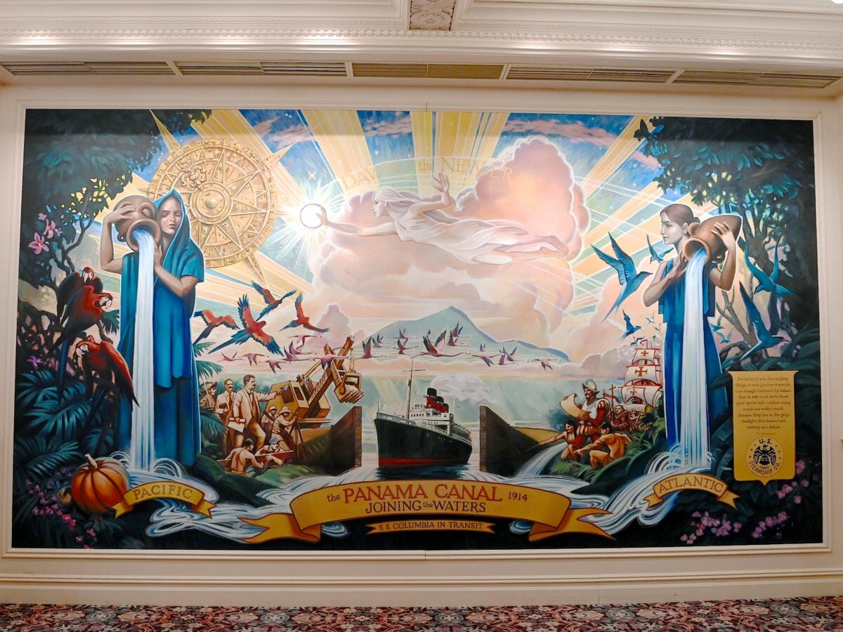 S.S.コロンビアダイニングルーム　壁画