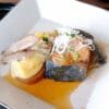 新メニューあられ照り焼きチキンレッグ登場 レストラン櫻横テラス席