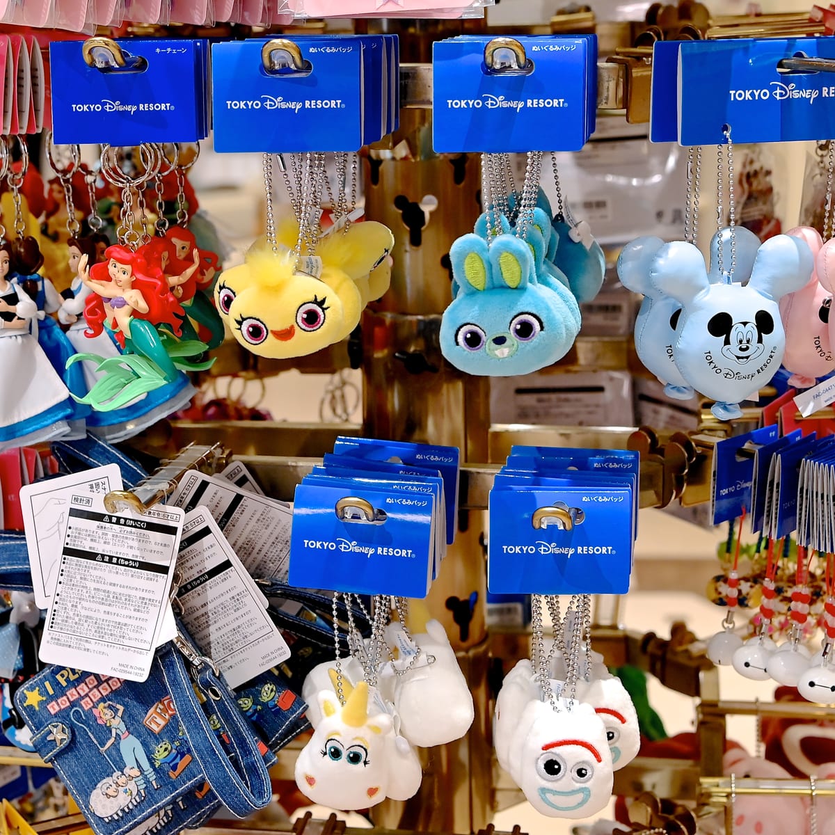 ダッキー&バニー、フォーキー、バターカップ！東京ディズニーランド