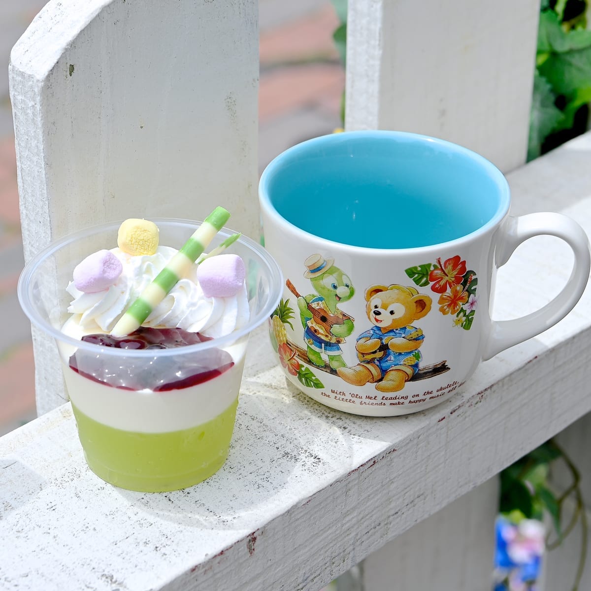 東京ディズニーシー“ダッフィー＆フレンズのサニーファン2021”ホワイトチョコムース＆アップルゼリー、スーベニアカップ付き”紹介