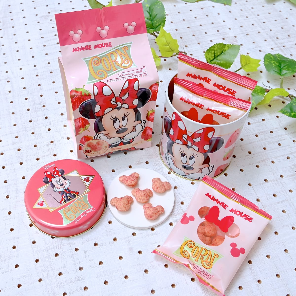Disney SWEETS COLLECTION by 東京ばな奈『ミニーマウス/コーン いちごミルク味』