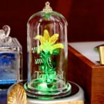 東京ディズニーランド『塔の上のラプンツェル』“魔法の花“ガラスグッズ・お土産