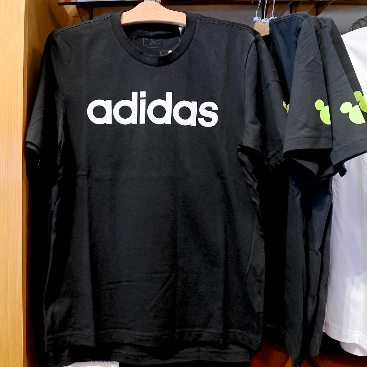 Tシャツ〈adidas〉ミッキーマウス サッカー