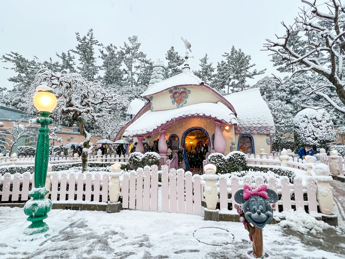 美女と野獣エリア初の積雪 東京ディズニーリゾート 雪の日レポート22