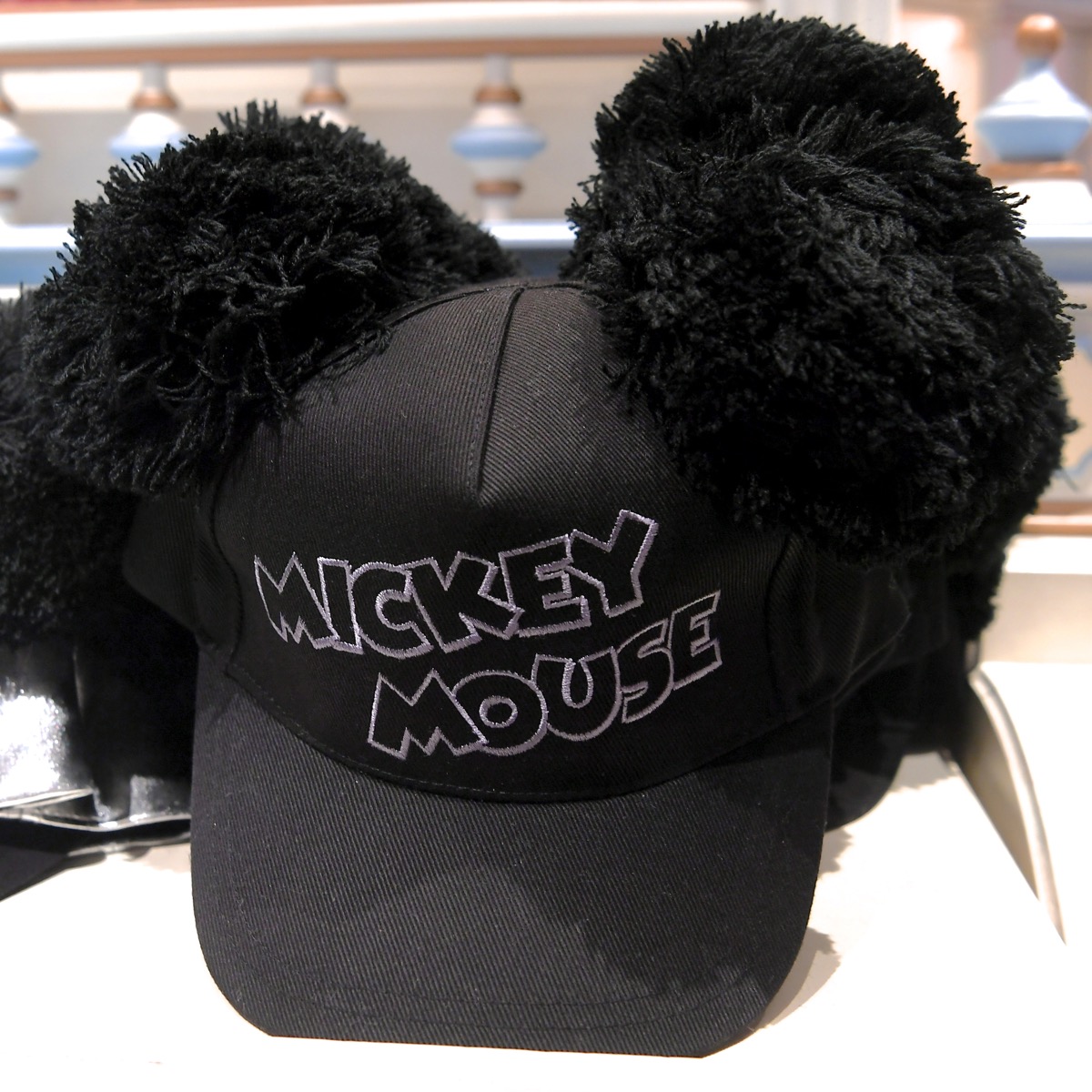 人気色 S2/12② ディズニー ミッキー ファンキャップ 帽子 ポンポン付き ブラック 通販