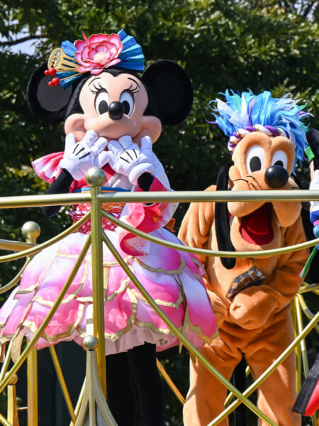 東京ディズニーランド「ミニー＆フレンズのグリーティングパレード：トータリー・ミニーマウス」テーマ「情熱的なミニーマウス」ミニー11