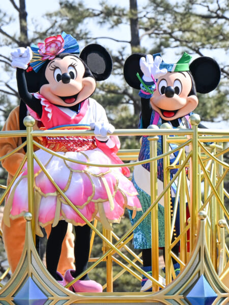 東京ディズニーランド「ミニー＆フレンズのグリーティングパレード：トータリー・ミニーマウス」テーマ「情熱的なミニーマウス」ミニー8