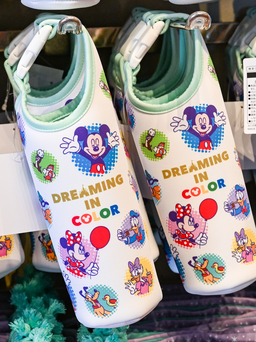 “Dreaming in Color”ペットボトルケース