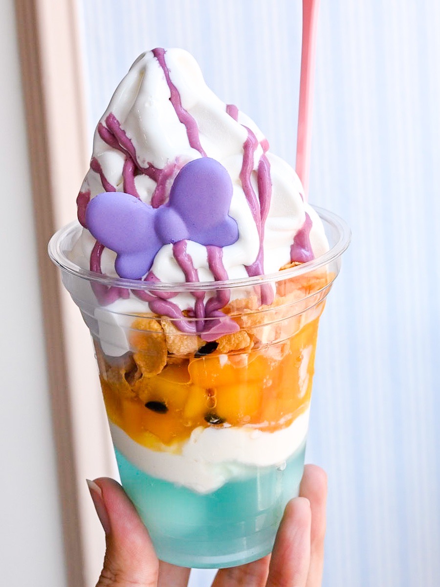 東京ディズニーランド「アイスクリームコーン」SUISUI SUMMERトロピカルフルーツサンデー（デイジーダックをイメージ）