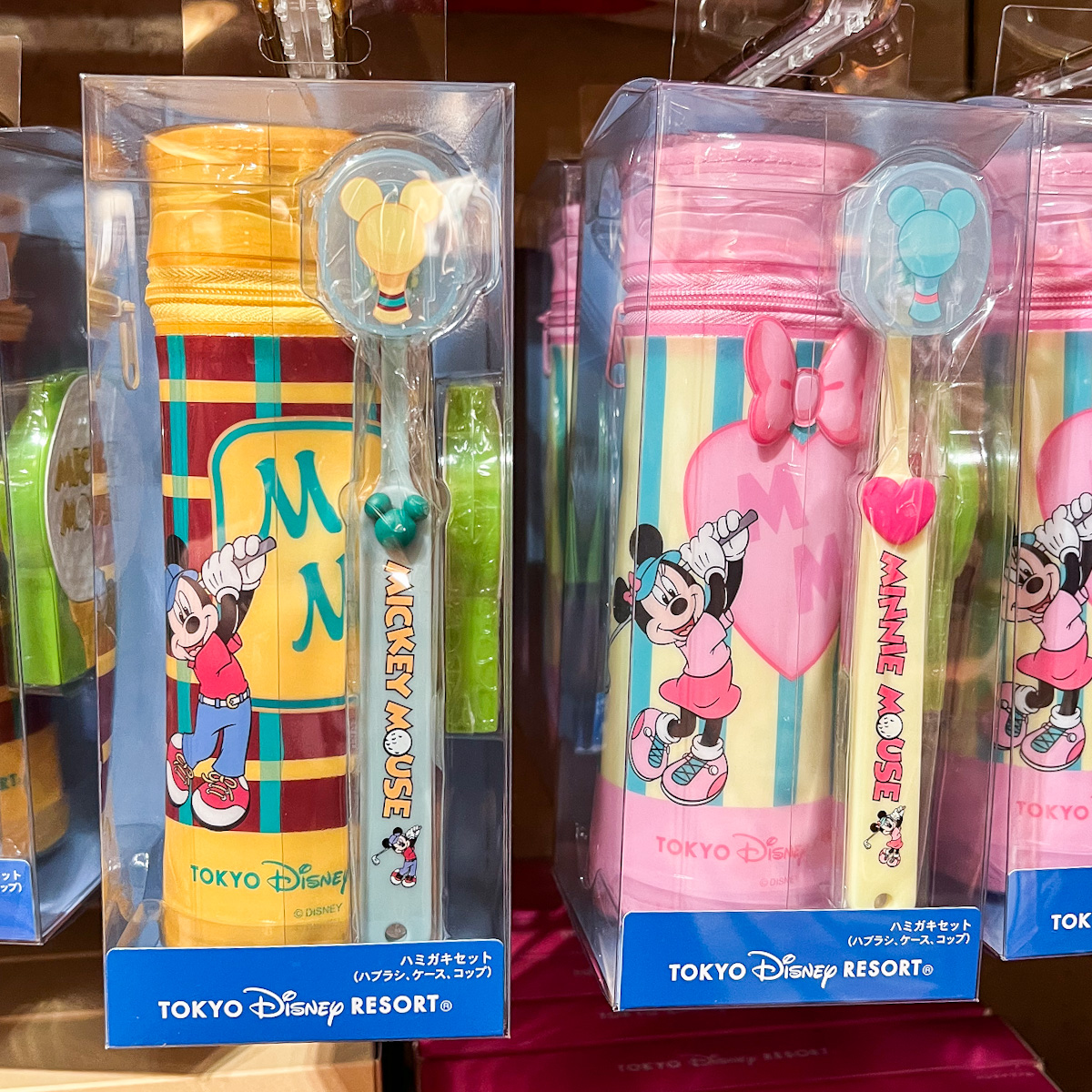 ゴルフをするミッキーミニーデザイン！東京ディズニーランド 歯ブラシセット